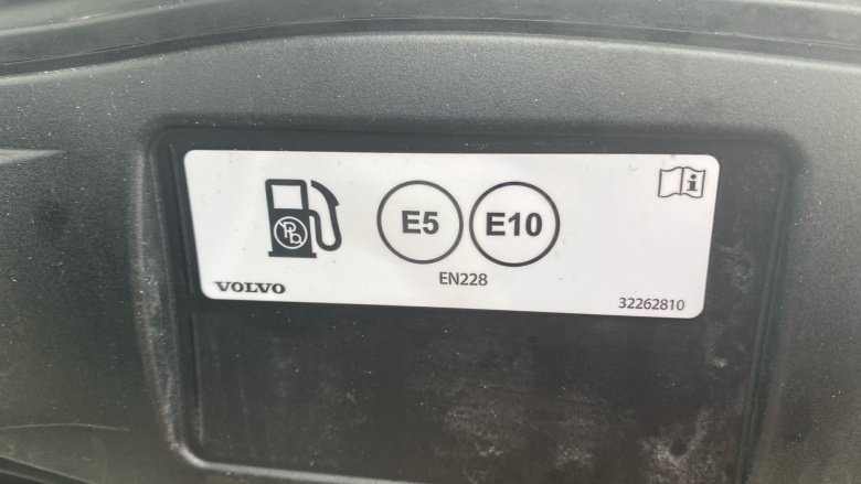 Volvo XC90 2.0 T8 [455] RC PHEV Plus Dark 5dr AWD Geartronic Estate